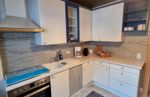 Stall Apartment | Apartment 'Gina' with Mountain View, Private Garden and Wi-Fi