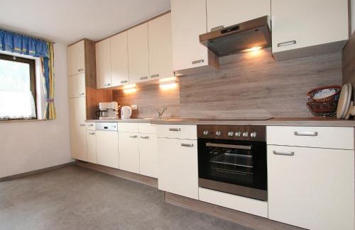 Pians Apartment | Apartment Haslwanter by Interhome