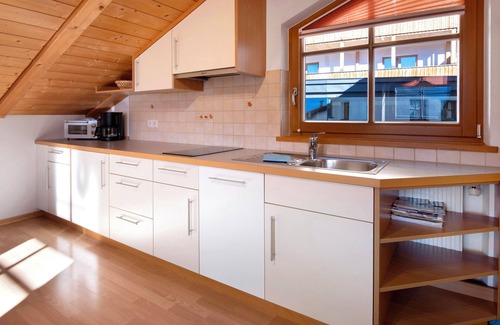 Burgusio Apartment | Apartment 'Haus Peer B3' with Mountain View, Private Terrace and Wi-Fi