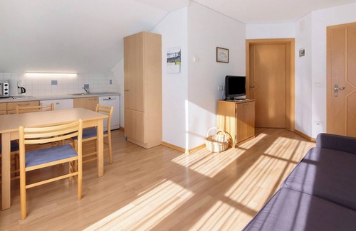 Burgusio Apartment | Apartment 'Haus Peer C5' with Mountain View, Balcony and Wi-Fi
