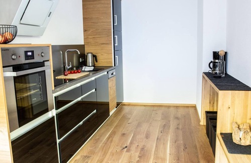 Hirschegg Apartment | Apartment hay: mountain: view - apartment / apartment, shower, toilet, 3 bedrooms
