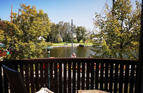 Althagen Apartment | Apartment "Hecht" - Smokehouse Ahrenshoop