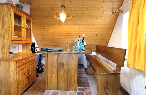 Althagen Apartment | Apartment "Hecht" - Smokehouse Ahrenshoop