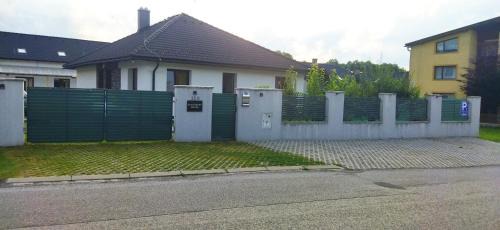 Svaty Kriz Apartment | Apartment house with sauna and jacuzzi Svätý Kríž 3