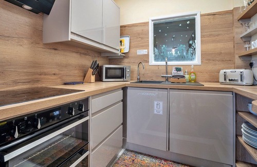 Beaumaris Apartment | Apartment in Beaumaris near the Coastline
