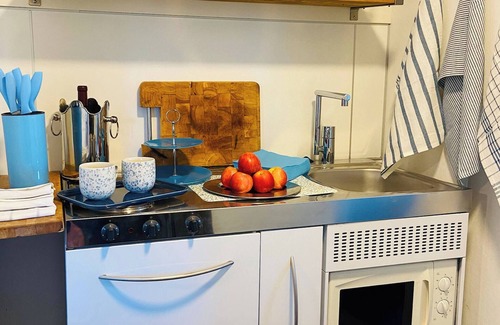 Hoganas Apartment | Apartment in cozy farmhouse upstairs