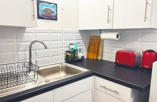 Epsom Apartment | Apartment in Epsom With Free Parking