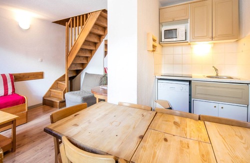 Saint-Michel-de-Maurienne Apartment | Apartment in France with Ski Views