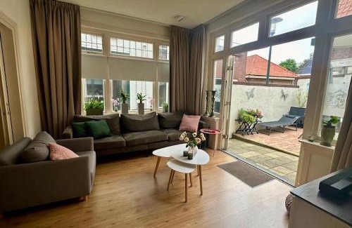 Groenlo Apartment | Apartment in Groenlo with Private Garden, cleaning included