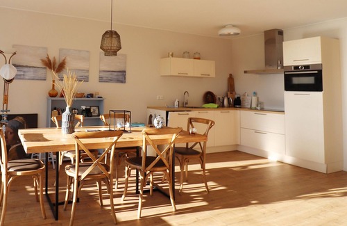 Heeg Apartment | Apartment in Heeg with Heegermeer Views
