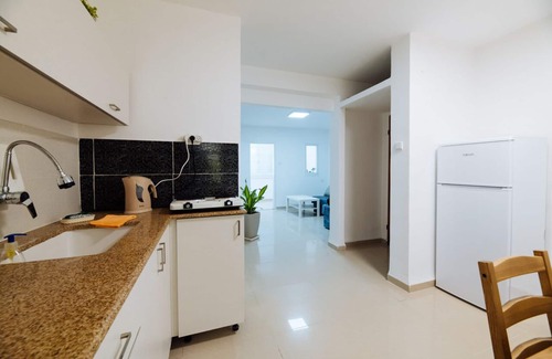 Haifa Apartment | Apartment in the Mediterranean Sea