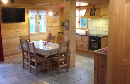 Le Chinaillon Apartment | Apartment in Jeanne-Marie chalet