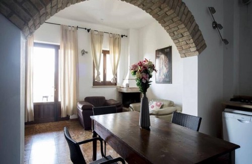 San Savino Apartment | Apartment in Marche near Sibillini Park