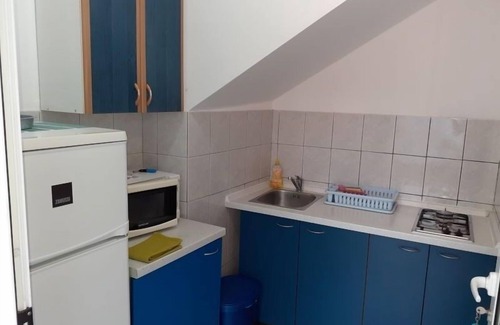 Borak Apartment | Apartment in Omiš with Seaview, Balcony, Air condition, WIFI (161-3)