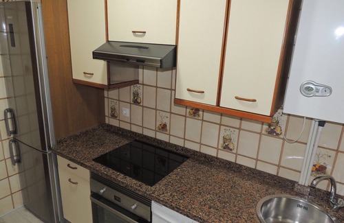 La Corredoria y Ventanielles Apartment | APARTMENT IN OVIEDO WITH FREE PARKING, WIFI AND NETFLIX BY DELABRA APARTMENTS.