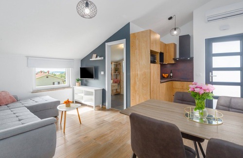 Spadici Apartment | Apartment in Poreč for 4 - only 500 m from the sea