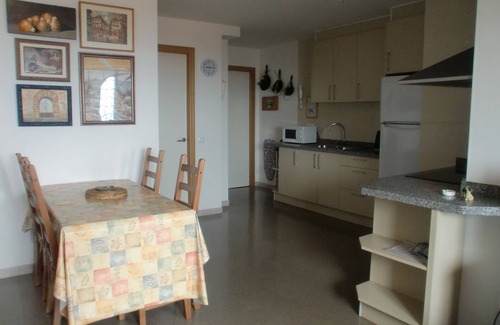 Lloret de Mar Apartment | Apartment in private villa 1.5 km. from Lloret de Mar. 500 meters away from Cal beach
