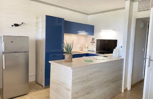 Oyster Pond Apartment | Apartment in residence with terrace and swimming pool, sea view