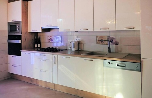 Rovanjska Apartment | Apartment in Rovanjska near Velebit Mountains
