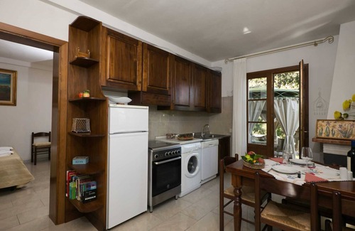 Donoratico House | Apartment in Sassetta with Pool and Garden