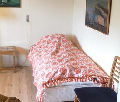 Faroe Islands Apartment | Apartment in Selatrað - Free parking