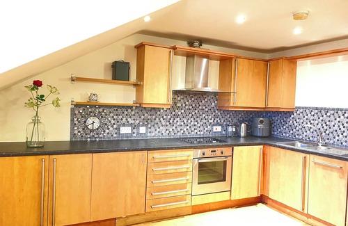 Swinton Apartment | Apartment in Swinton with Free Parking– Sleeps 4