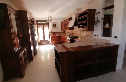 Gignod Apartment | Apartment in the heart of the Alps along the Via Francigena with garden