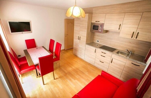Santa Cristina Val Gardena Apartment | Apartment in Val Gardena near Ski Slopes