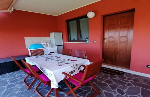 Tortoreto Apartment | Apartment in Villa sea view: garden, very cool, sheltered.