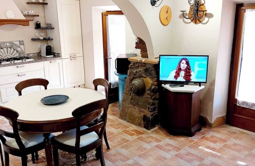 Rio nell'Elba House | apartment in villa with terrace overlooking the sea