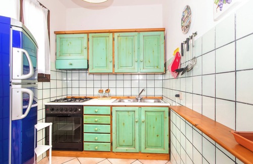 Valledoria Apartment | Apartment Iris with Balcony & Wi-Fi