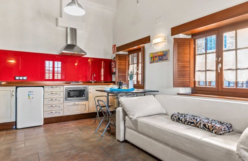 Vegadeo Apartment | Apartment 'J De Alborada Del Eo' with Mountain View, Private Terrace and Wi-Fi