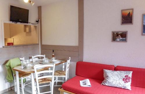 Chamonix City Centre Apartment | Apartment Jonquilles-7 by Interhome