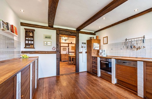 Vellahn Apartment | Apartment "Juttashof" with Private Terrace, Private Garden & Wi-Fi