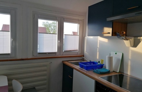 Moessingen Apartment | Apartment 'Kirsch-kern' with Balcony and Wi-Fi