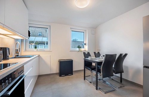 Uelzen Apartment | Apartment 'Kroge' with Balcony and Wi-Fi