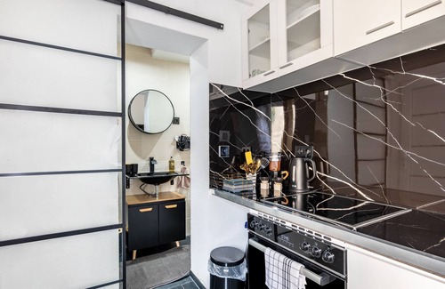Brackenheim Apartment | Apartment 'Luxusloft Hausen' with Wi-Fi and Air Conditioning