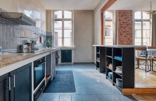 Montauban Apartment | Apartment 'L'Élite Montauban Calme Et Spacieux' with Private Terrace and Wi-Fi