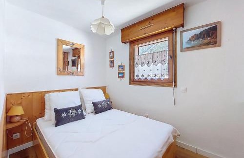 Chamonix City Centre Apartment | Apartment L'Espace Montagne-8 by Interhome
