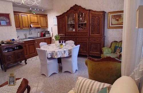 Cairo Montenotte Apartment | Apartment 'La Casa Di Giosy' with Private Garden and Wi-Fi