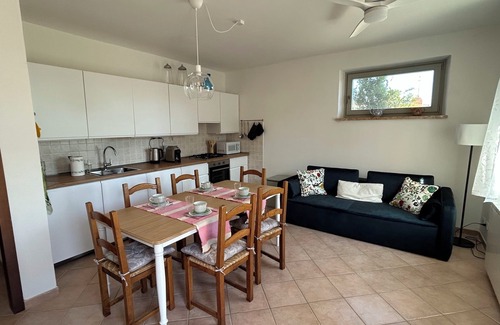 Bagni San Filippo Apartment | Apartment 'La Balena Rosa' with Private Terrace and Wi-Fi