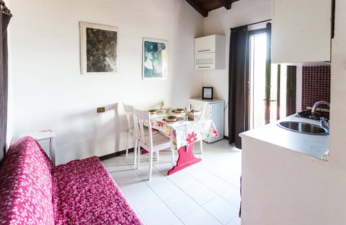 Castelnuovo Magra Apartment | Apartment La Fenice, Cristina Farm, house in the countryside, outstanding views