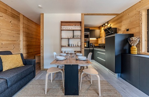 Les Gets Apartment | Apartment La Terrasse de Roma - LES GETS: right in the center and at the foot of the slopes