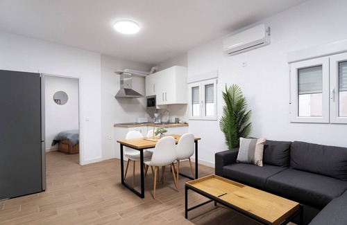 Andujar Apartment | Apartment 'La Victoria A 2 Hab' with Private Terrace, Wi-Fi and Air Conditioning