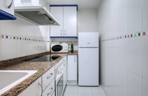 Villajoyosa Apartment | Apartment 'Las Terrazas' with Sea View, Wi-Fi and Air Conditioning
