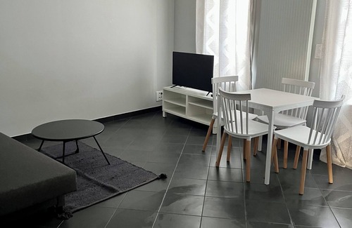 Alfortville Apartment | Apartment located at Alfortville train station