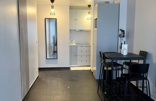 Alfortville Apartment | Apartment located in the city center of Alfortville