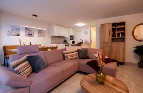 Blankenberge Apartment | Apartment Lovely La Marée with lateral sea view by Interhome