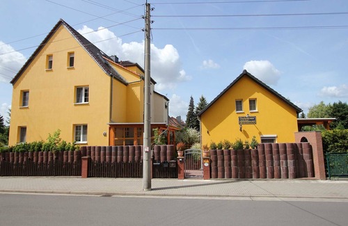 Dessau-Rosslau House | Apartment Luise - holiday house family Berger