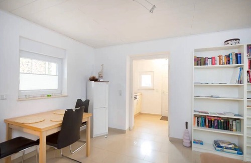 Maintal Apartment | Apartment 'Maintal 2' with Private Terrace, Private Garden and Wi-Fi
